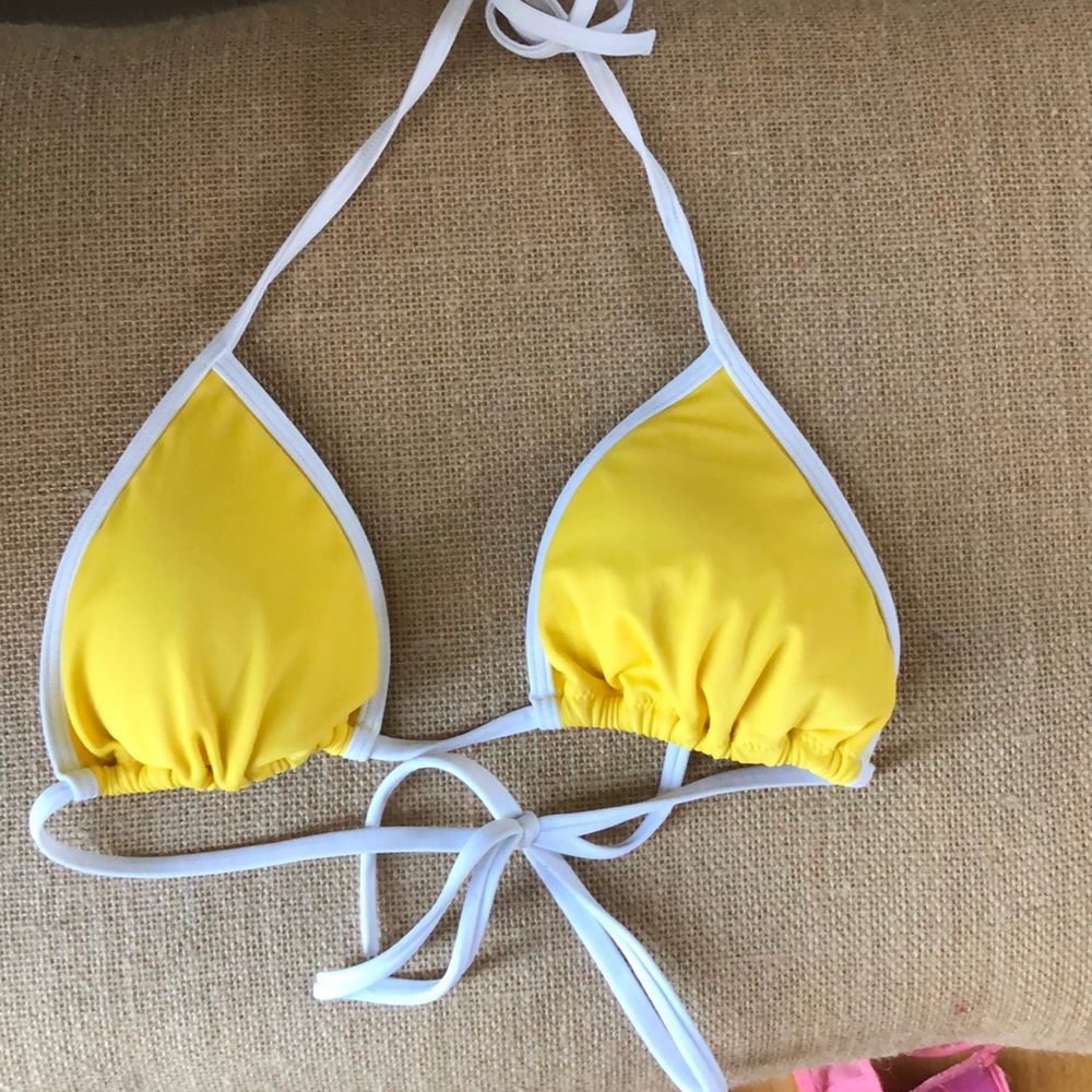 Victoria’s Secret bikini top